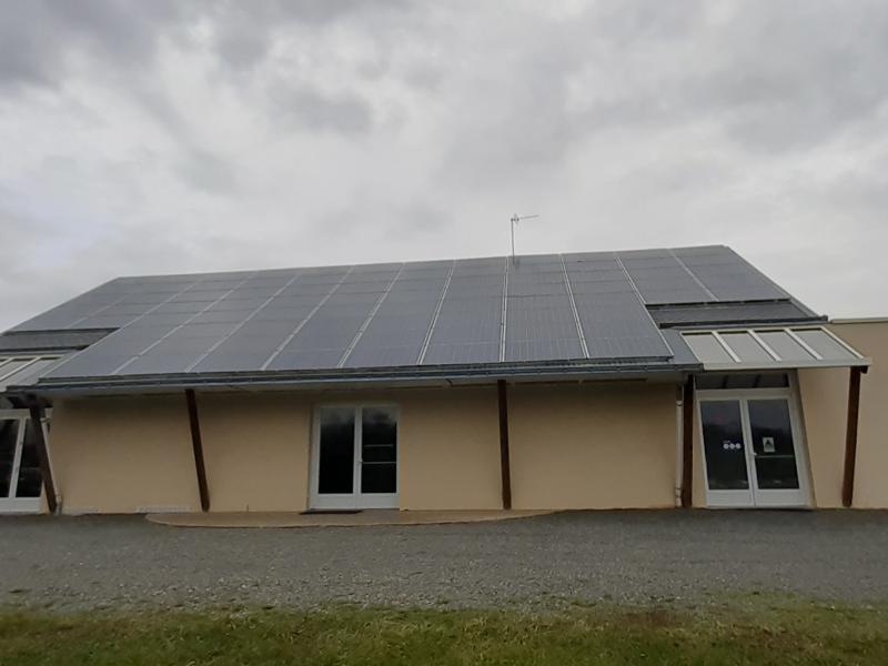 panneaux photovoltaïques salle des fêtes de cossé 